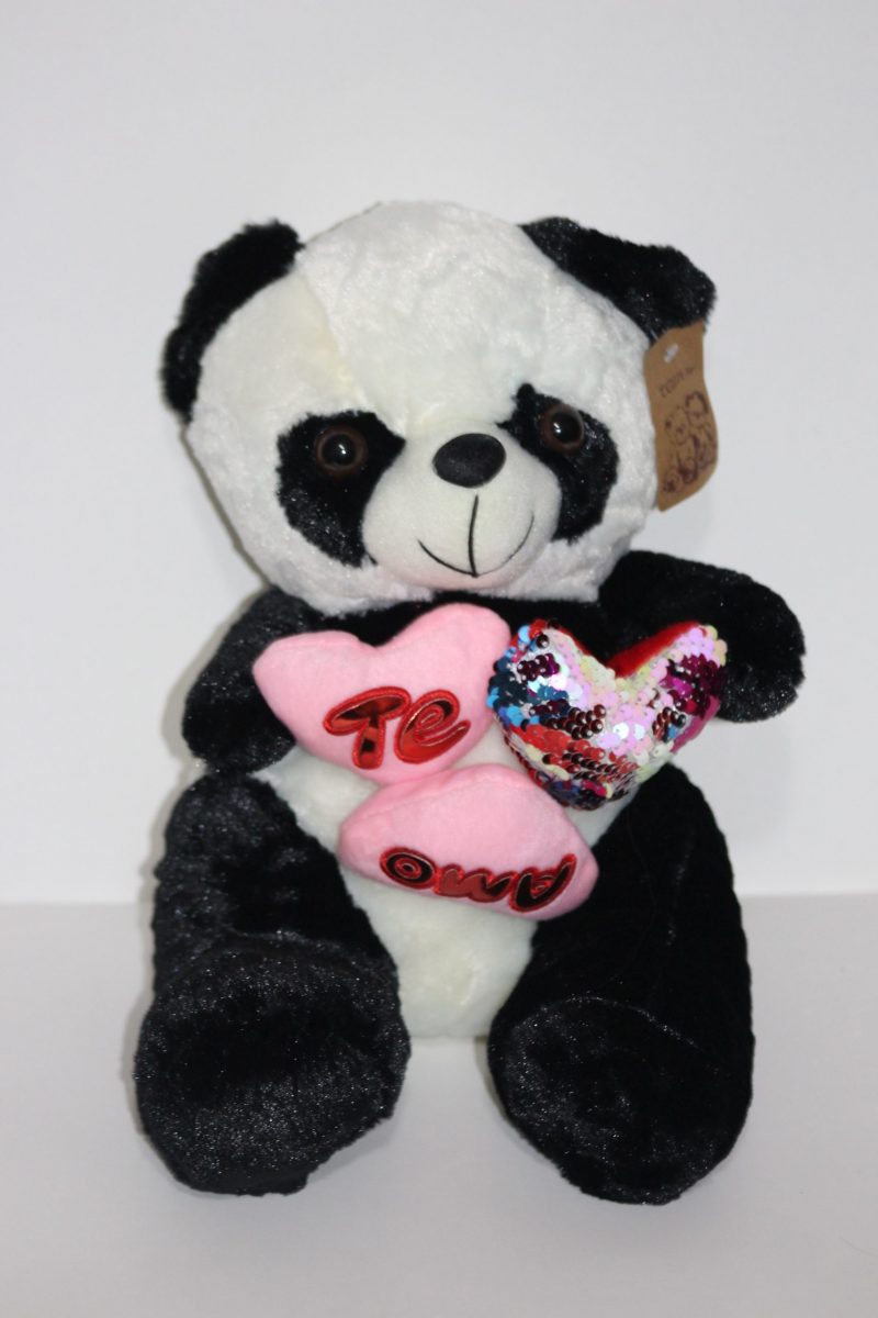 panda con 3 corazones