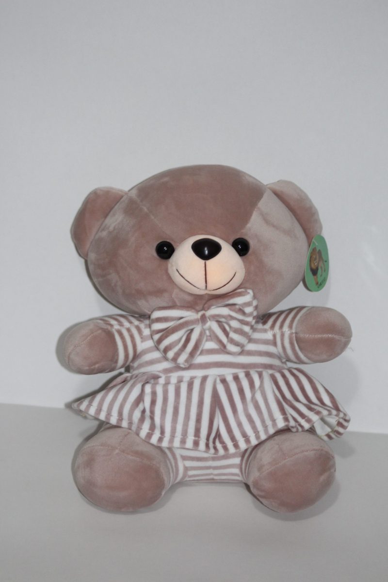 oso con vestido