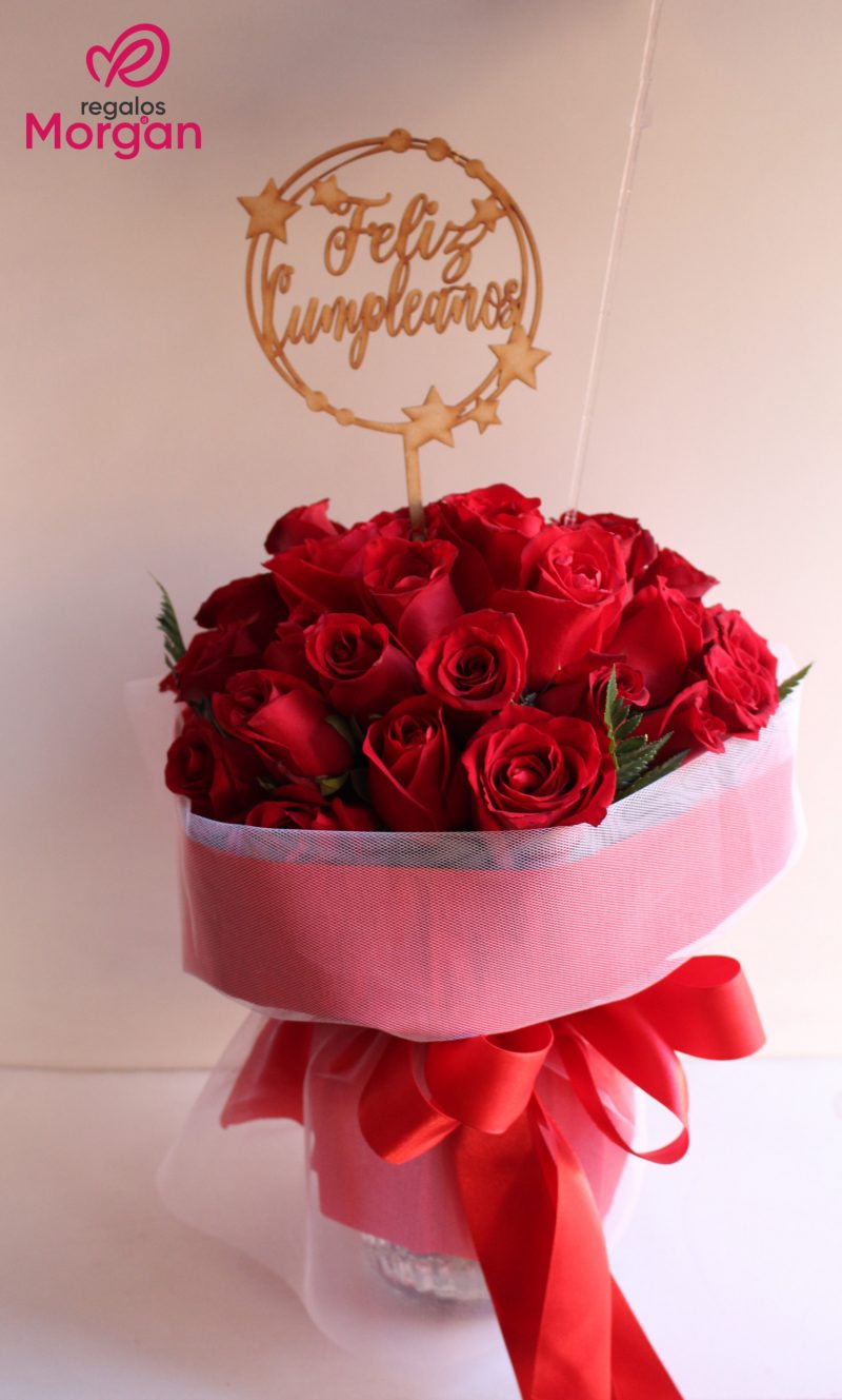 ramo de 30 rosas mas florero de cristal