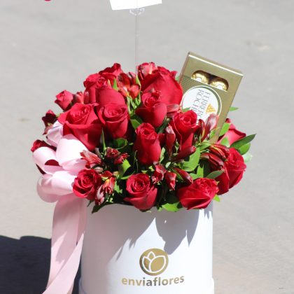 box puro amor con chocolate