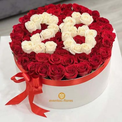 Box de Rosas Rojas & Número en Rosas Blancas + Tarjeta