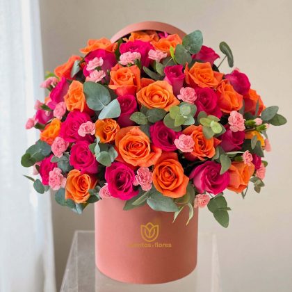🧡💖 Atardecer Radiante – Box de Rosas & Claveles